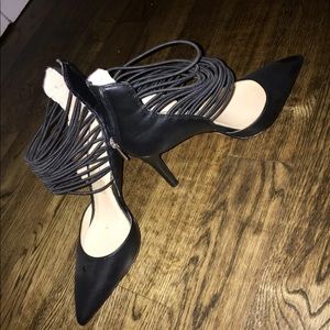 Jessica Simpson black heels
